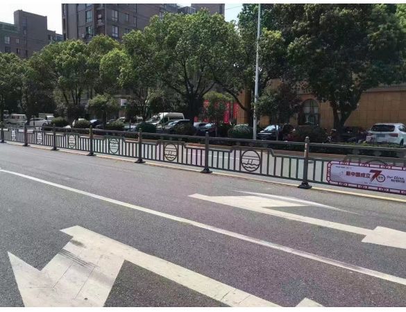 道路隔斷護(hù)欄